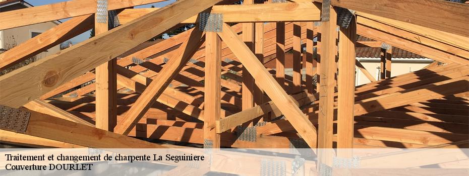 Traitement et changement de charpente la-seguiniere-49280 Couverture DOURLET
